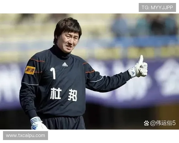 蒋光太本赛季防守数据表现稳健，拦截与抢断效率持续提升